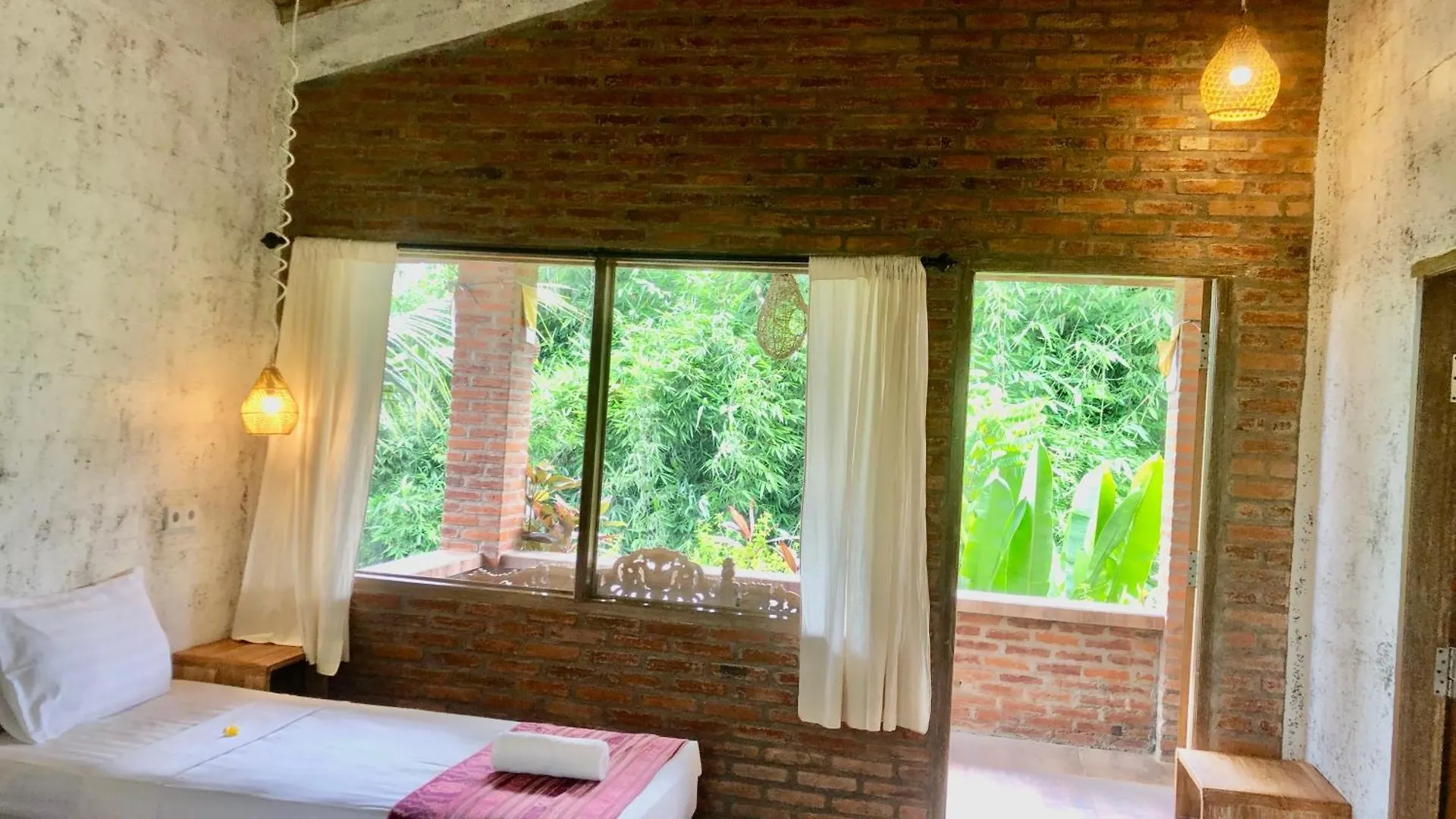 ** Frühstückspension D'Nanda Mini Hotel Ubud Indonesien